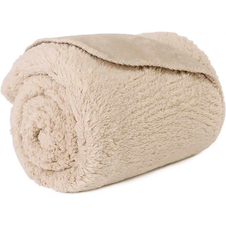 Soft Fluffy Polyester Blanket